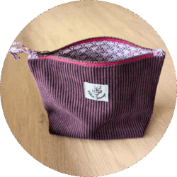 Trousse de toilette prune